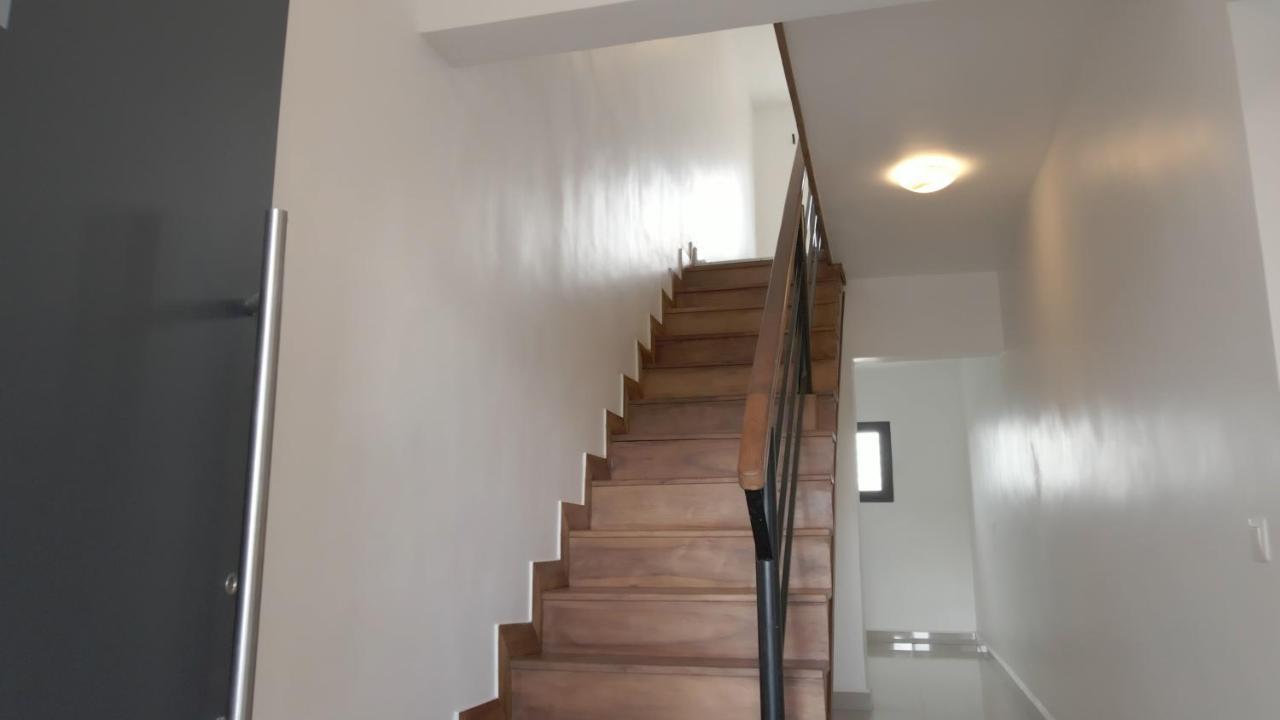 Ampifitia Guest House Ανταναναρίβο Εξωτερικό φωτογραφία