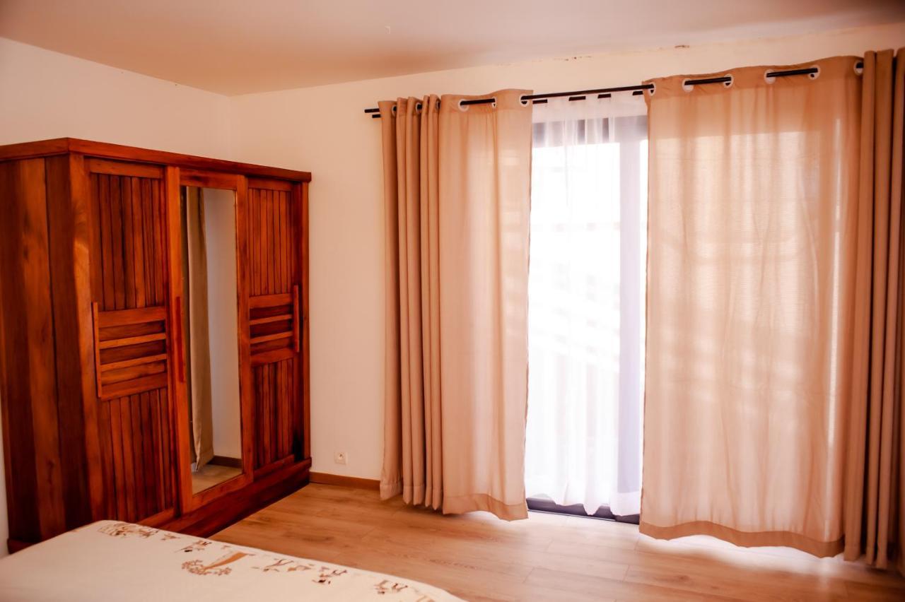 Ampifitia Guest House Ανταναναρίβο Εξωτερικό φωτογραφία